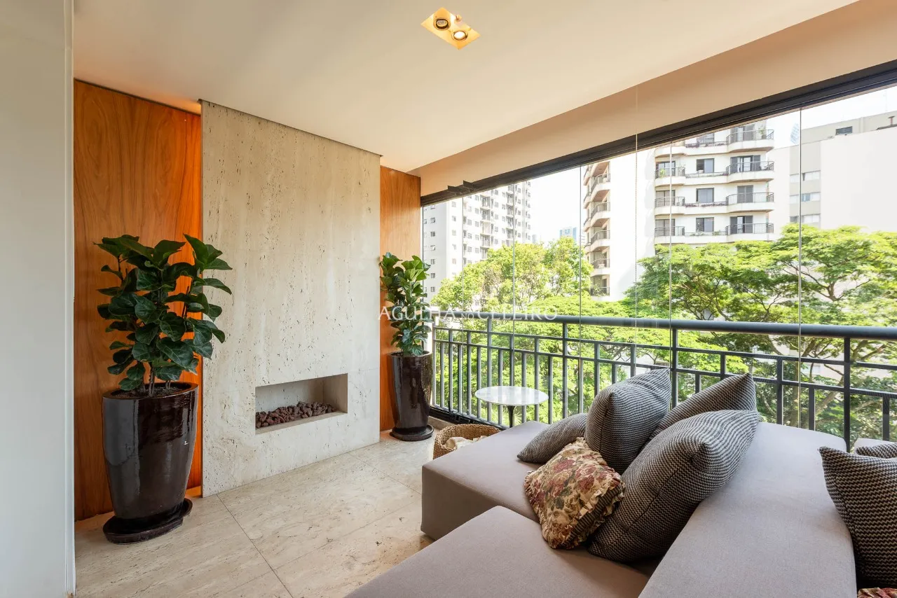 Apartamento com varanda gourmet em condomínio clube à venda no Campo Belo. – AP8358