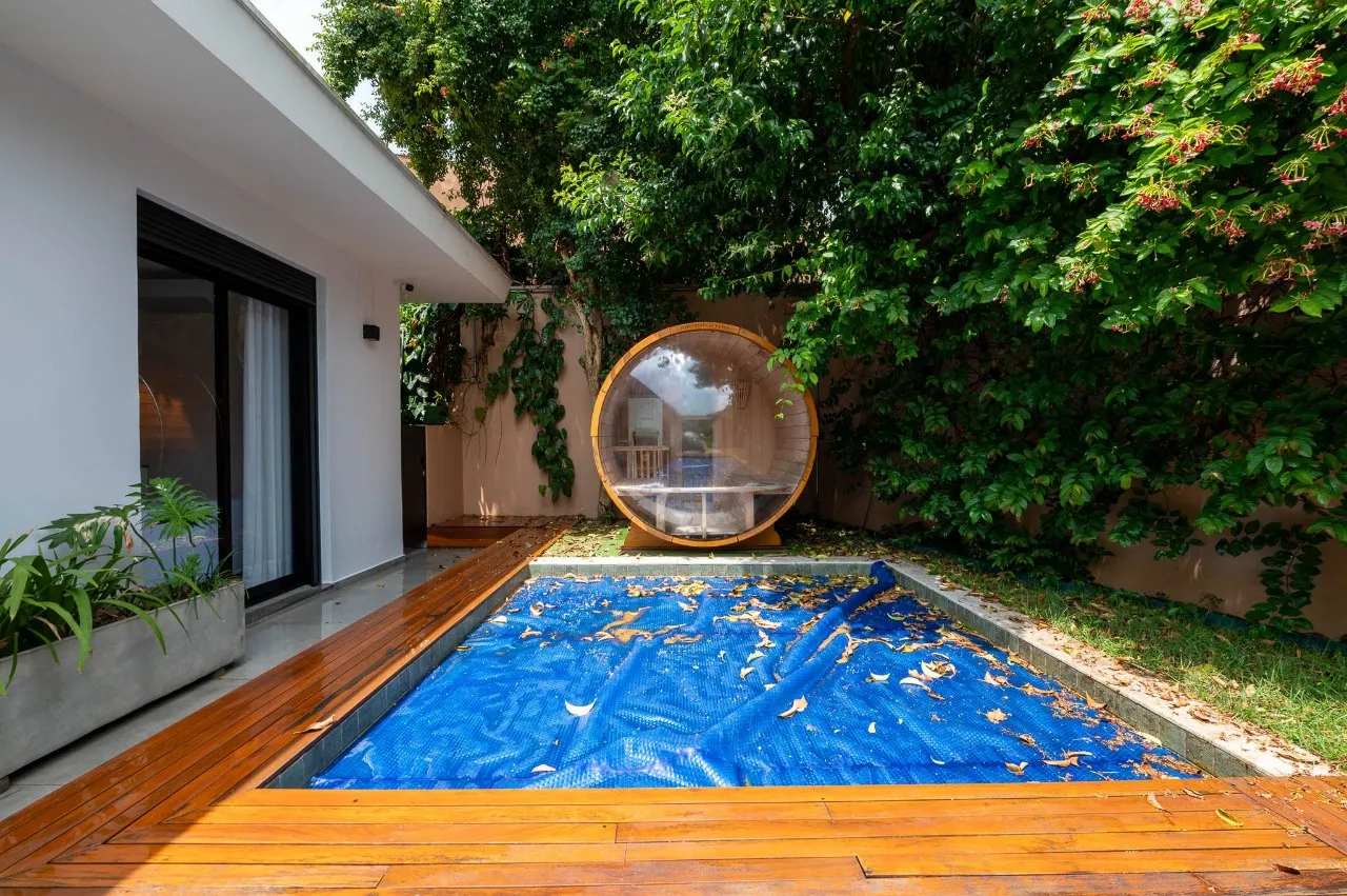 Casa com piscina e sauna à venda em Alto de Pinheiros – CA0219
