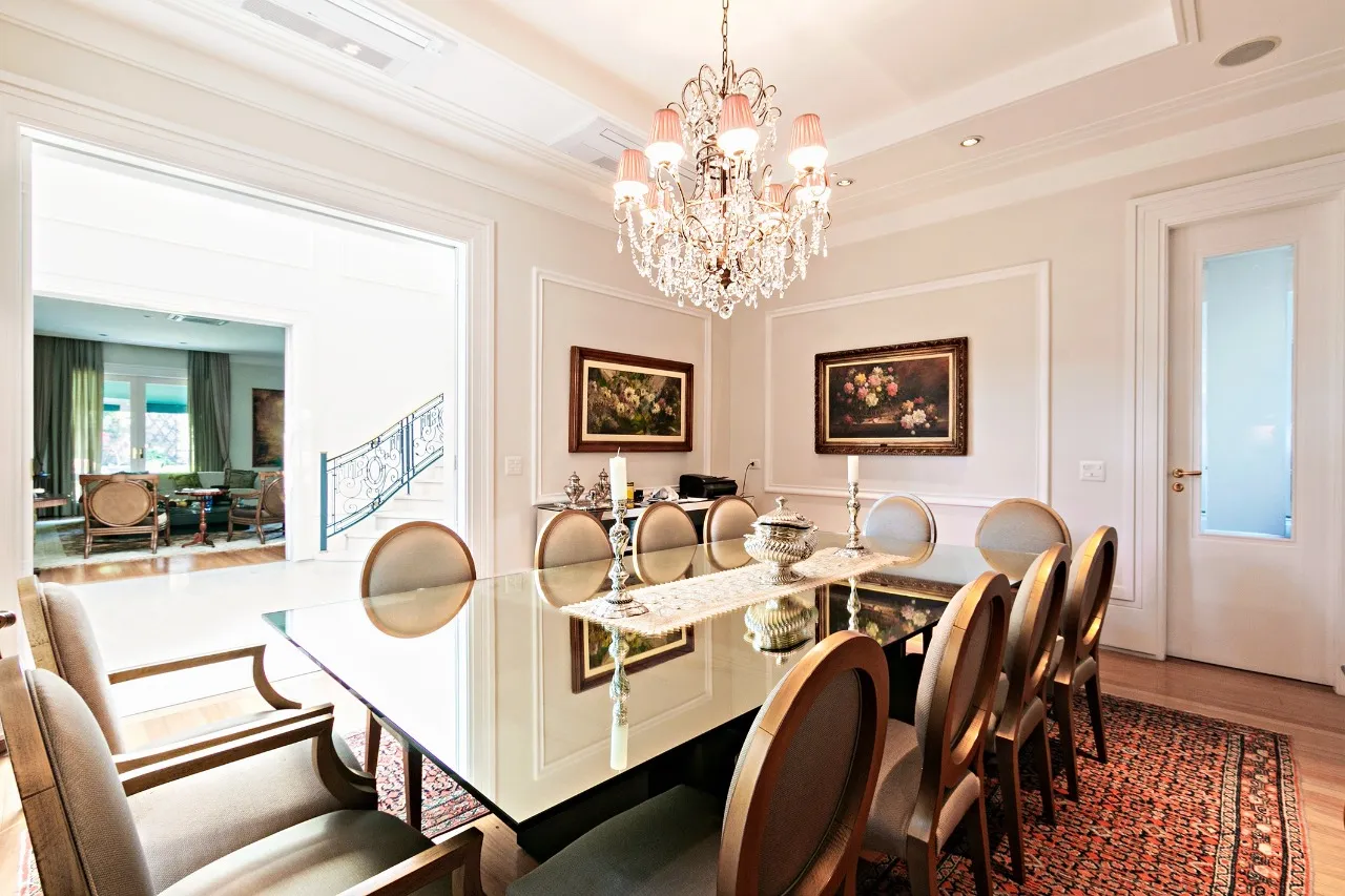 Casa imponente próxima ao Parque Ibirapuera – CA0367