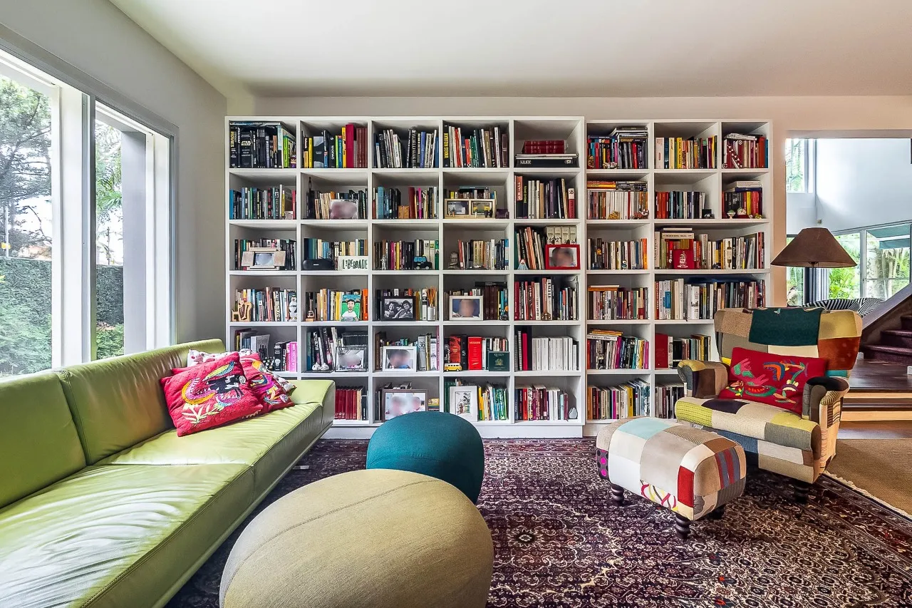 Casa encantadora em Alto de Pinheiros, charmosa do começo ao fim. – CA1256