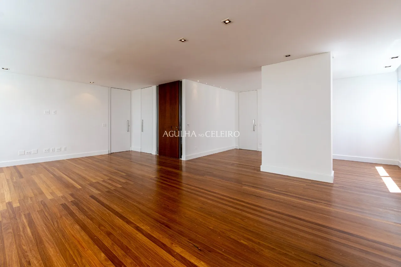 Reformadinho em localização excelente no Jardim América! – 12059 - DSC_8101