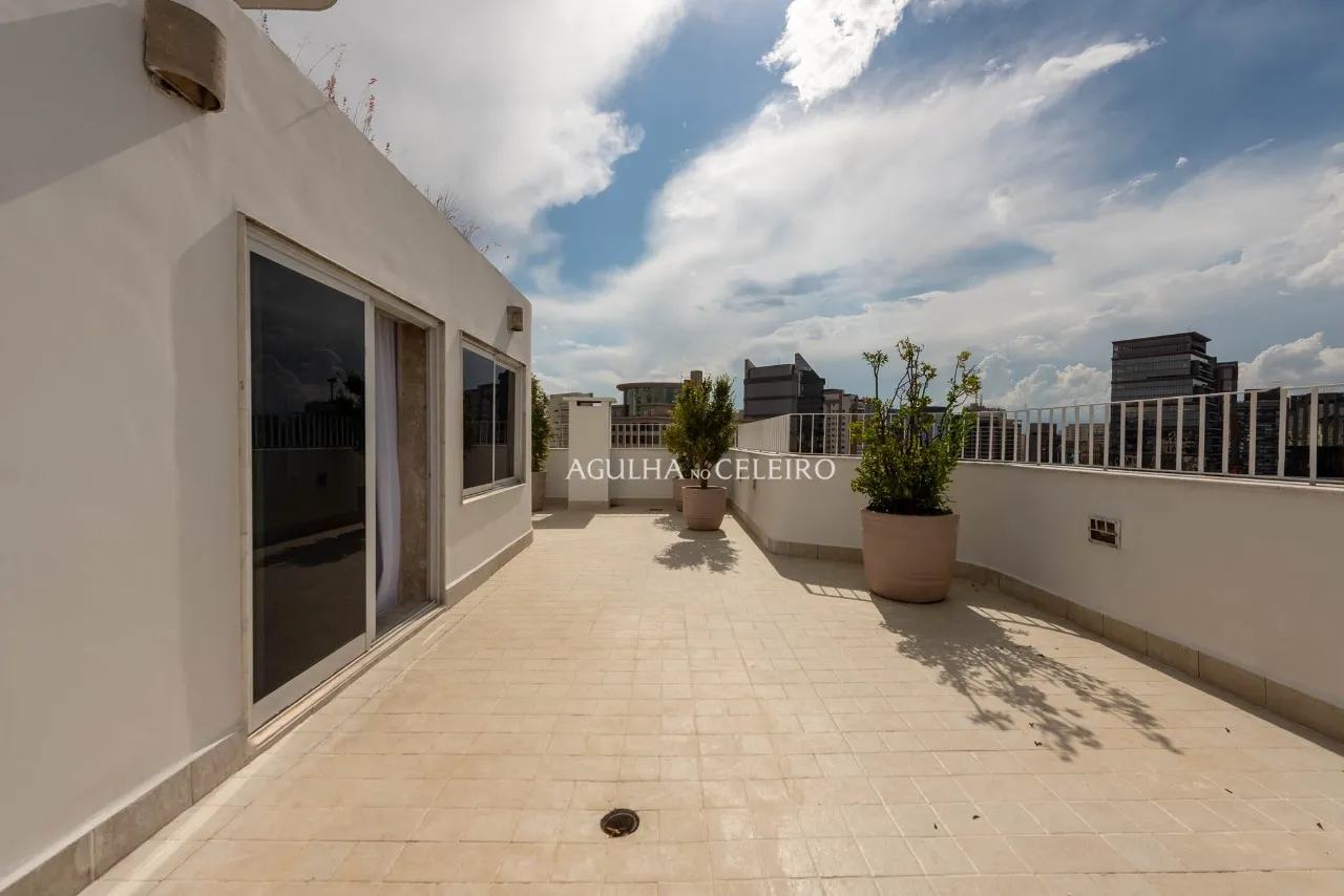 Cobertura à venda na Vila Nova Conceiçao com Vista Livre 360 graus – 16709