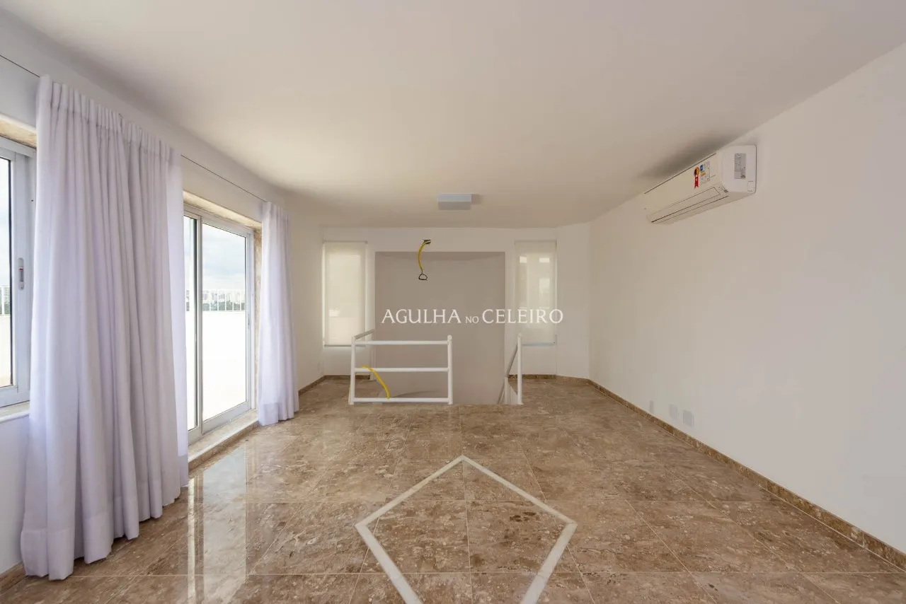 Cobertura à venda na Vila Nova Conceiçao com Vista Livre 360 graus – 16709