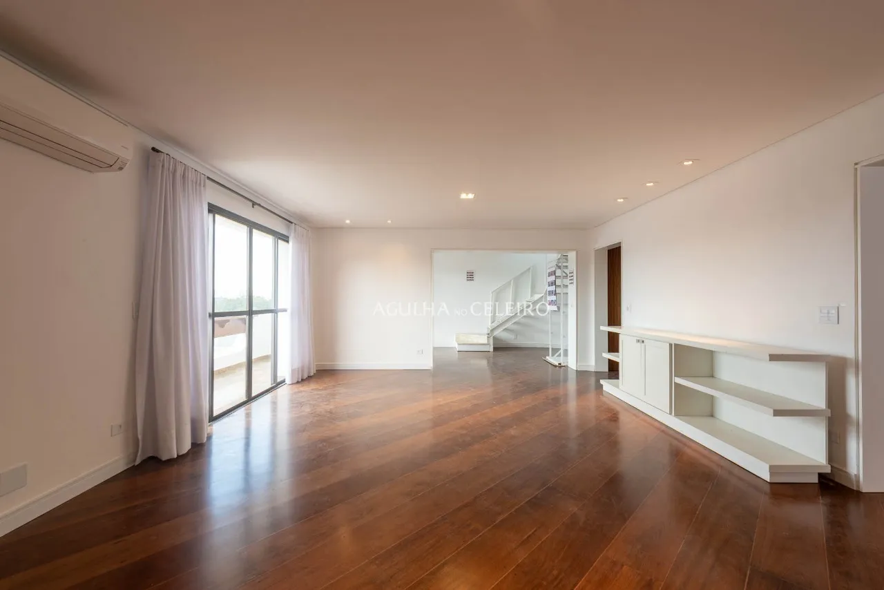 Cobertura à venda na Vila Nova Conceiçao com Vista Livre 360 graus – 16709