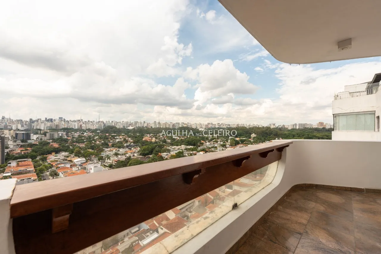 Cobertura à venda na Vila Nova Conceiçao com Vista Livre 360 graus – 16709