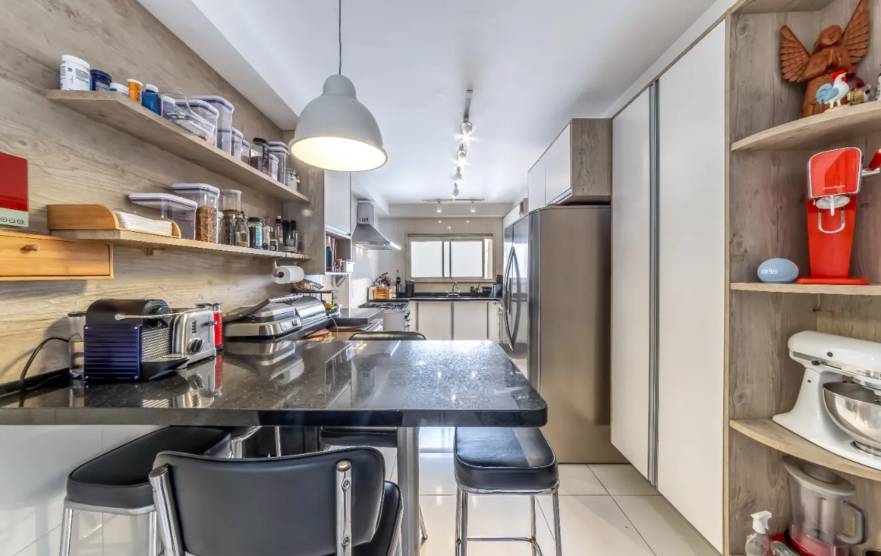 Apartamento novinho em folha, com projeto espaçoso e illuminado, no melhor de Alto de Pinheiros. – 18264 - IMG_0003