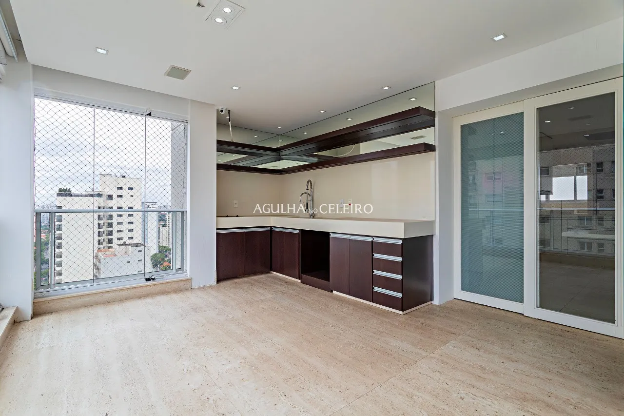 Apartamento maravilhoso para venda ou locação no Campo Belo. – 18375