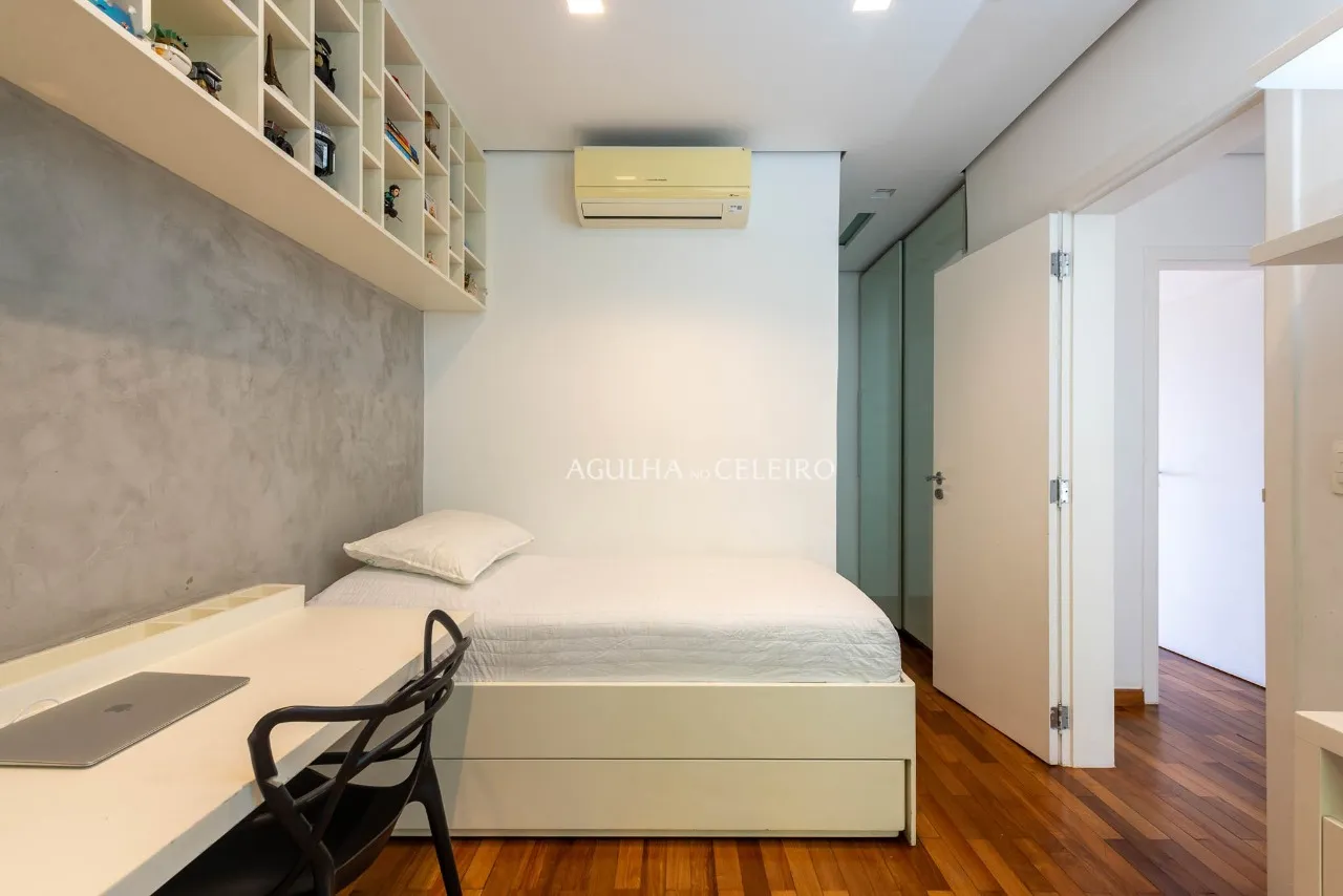 Casa em condomínio com vista linda no Cidade Jardim – 18905