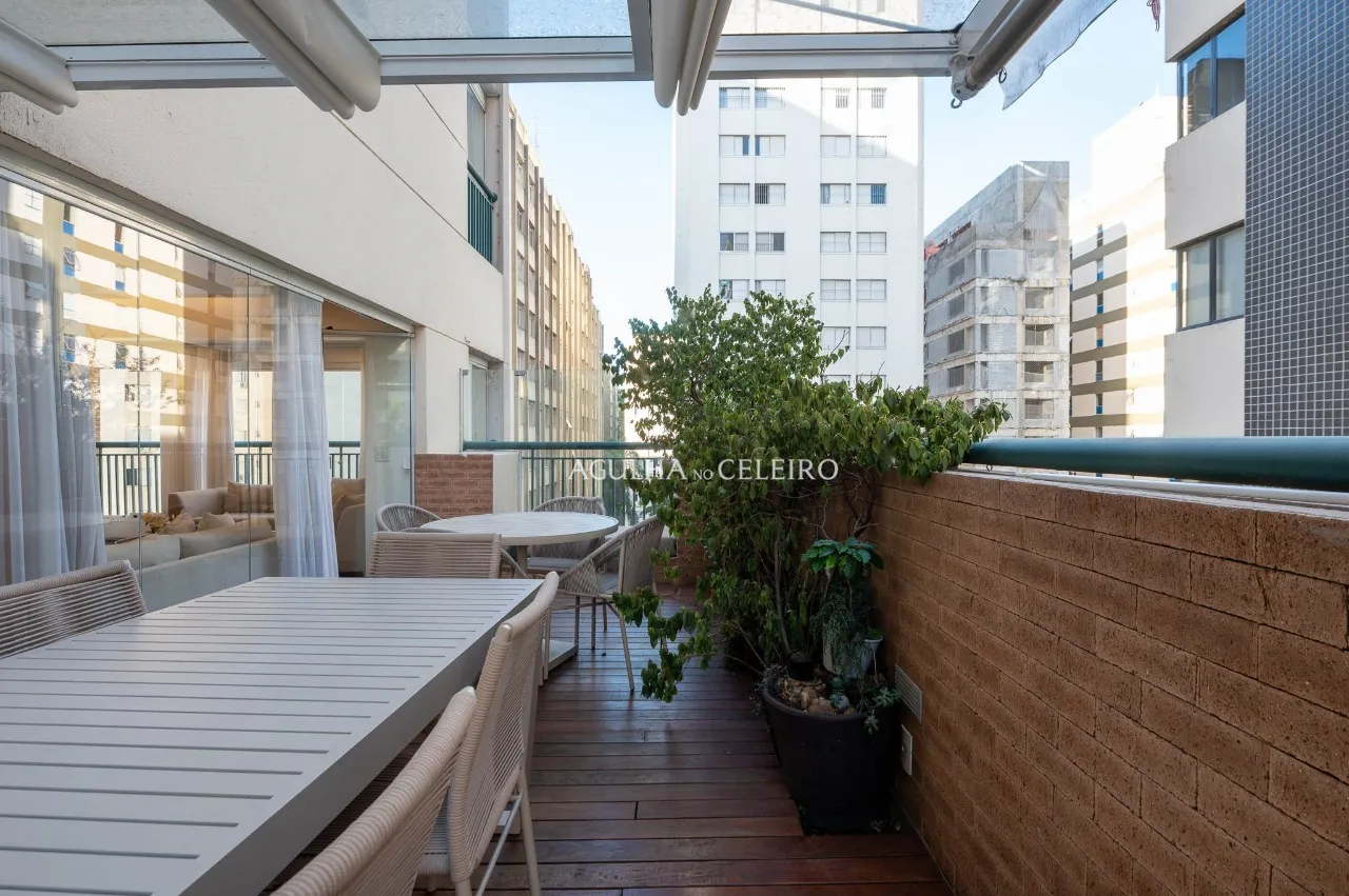 Apartamento amplo à venda em Pinheiros – 20312