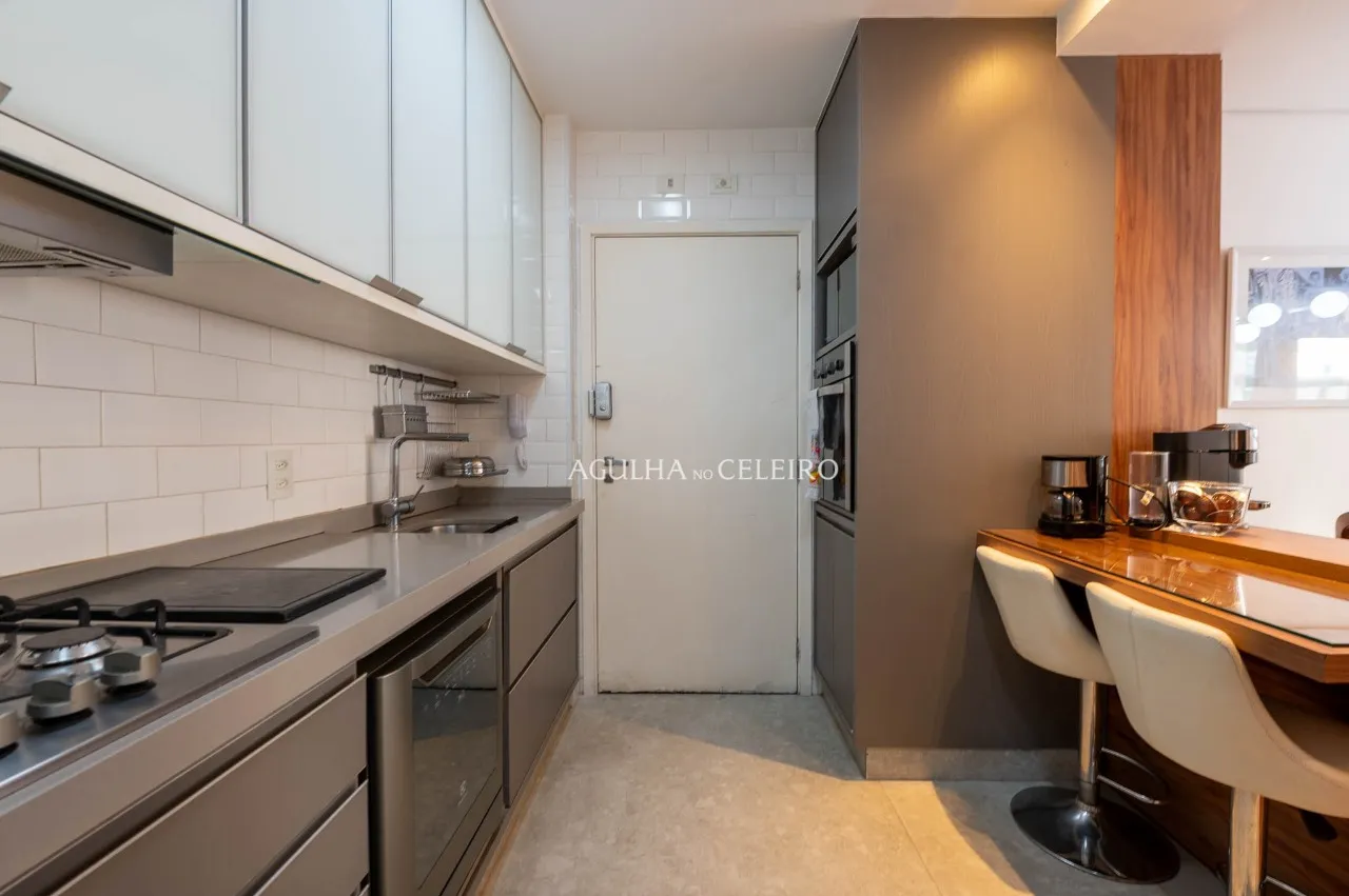 Apartamento amplo à venda em Pinheiros – 20312