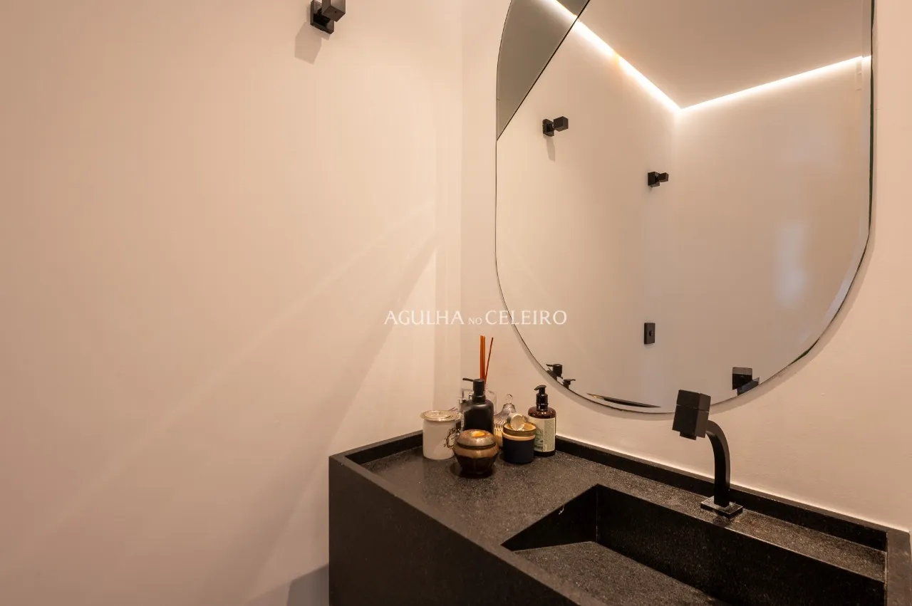 Apartamento reformado à venda no Itaim Bibi. – 20342