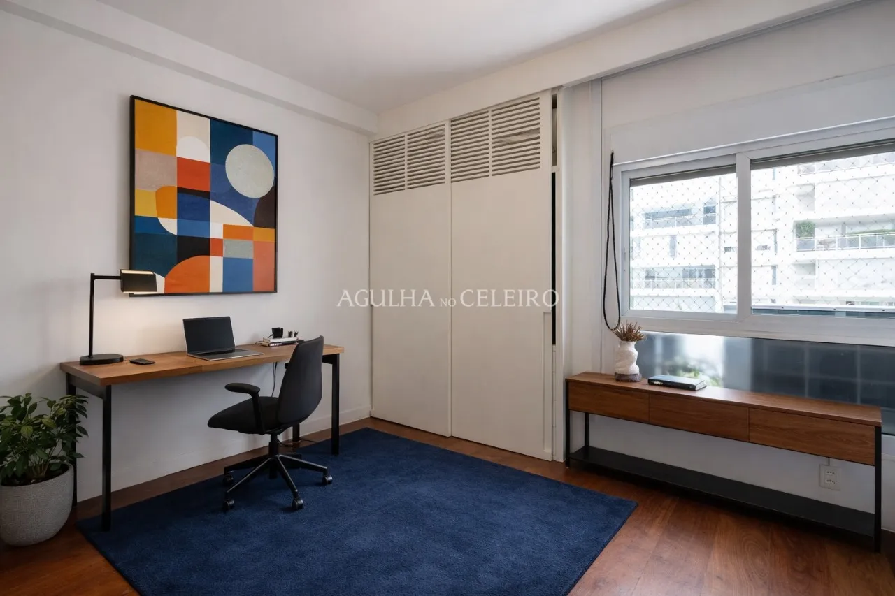 Apartamento reformado à venda no Itaim Bibi. – 20342