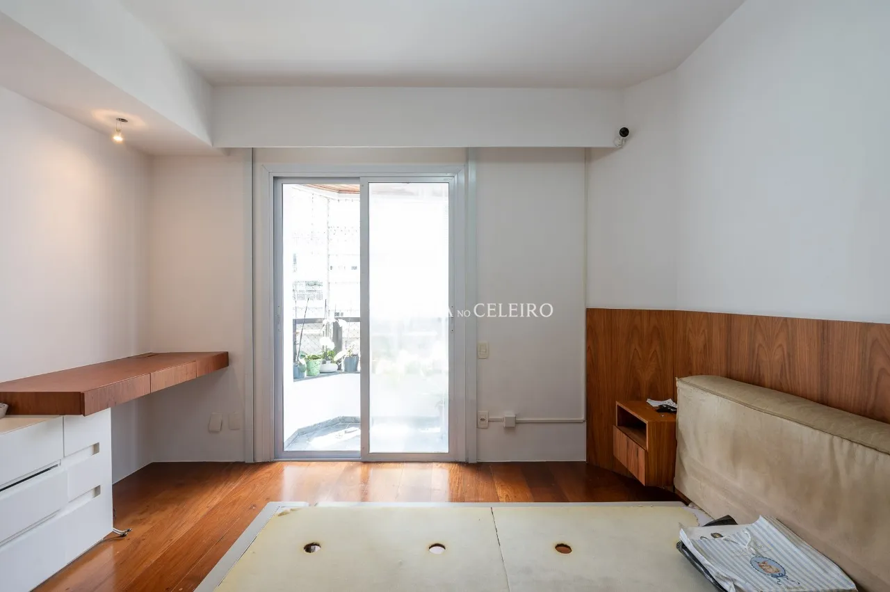 Apartamento reformado à venda no Itaim Bibi. – 20342