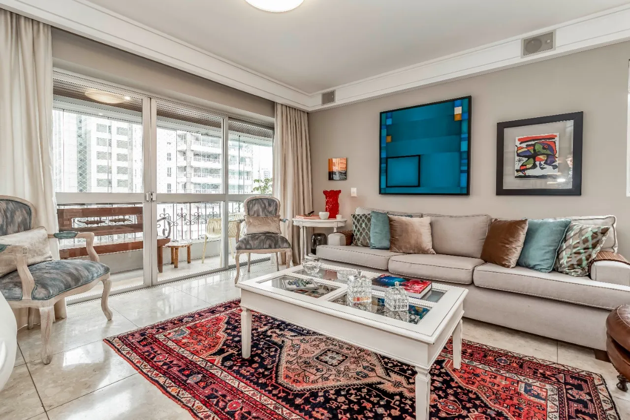 Apartamento muito bem localizado à venda em Moema – 20506