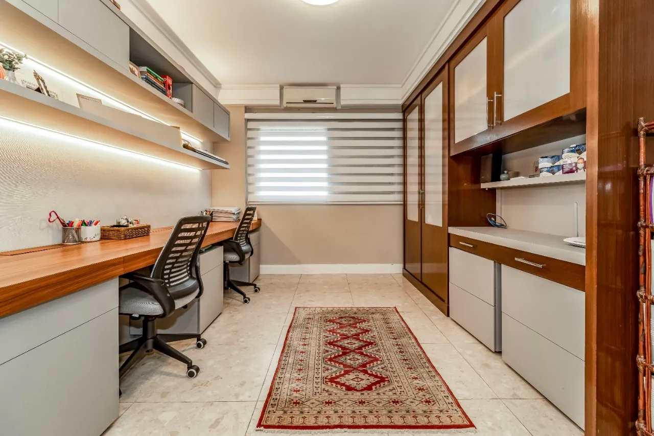 Apartamento muito bem localizado à venda em Moema – 20506