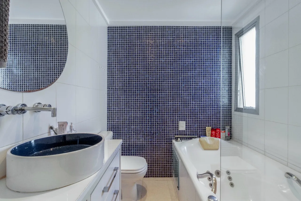 Apartamento muito bem localizado à venda em Moema – 20506