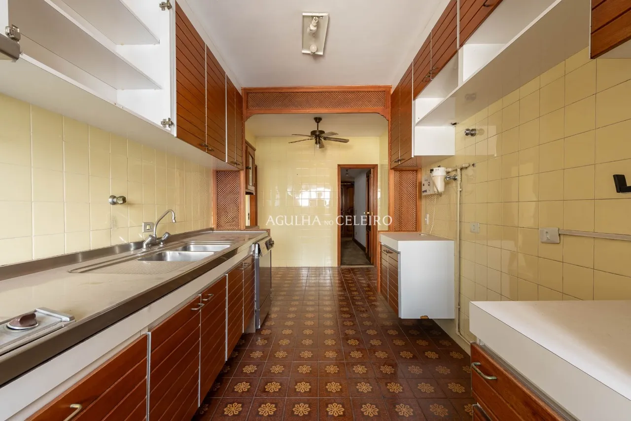 Vila Nova Conceição, a passos do Ibirapuera: espaço, luz e potencial para transformar – 20783