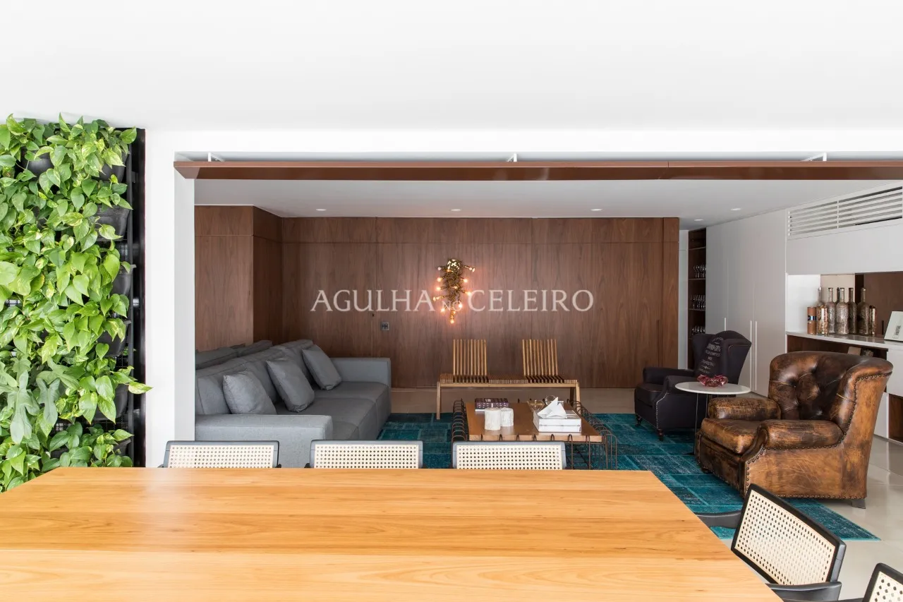 Apartamento super reformado a venda em Alto de Pinheiros. – 21467