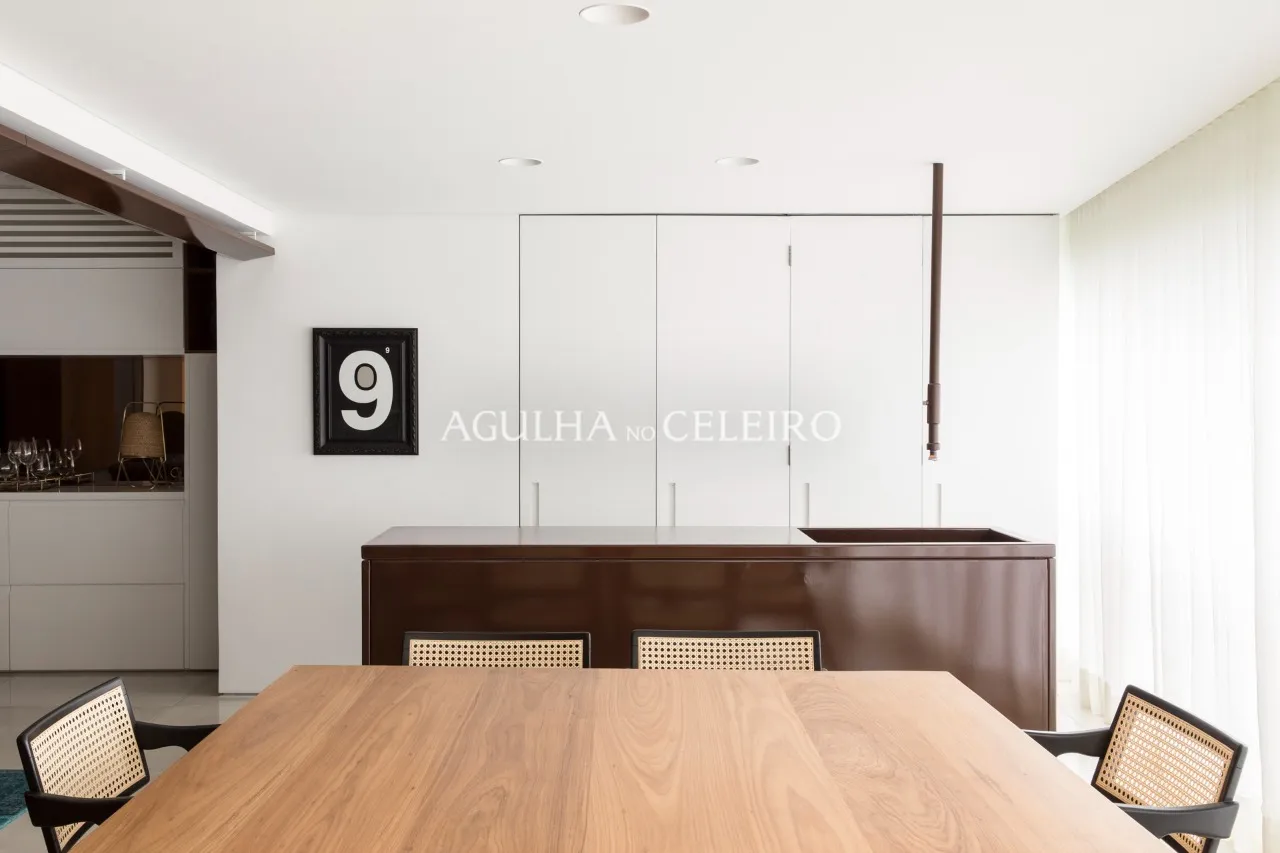 Apartamento super reformado a venda em Alto de Pinheiros. – 21467