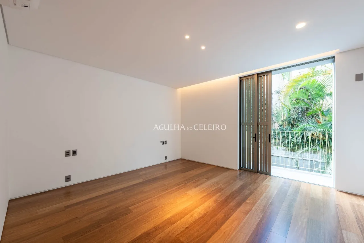 Arquitetura assinada e casa nunca habitada no miolo mais procurado do Jardim Paulistano! – 21492