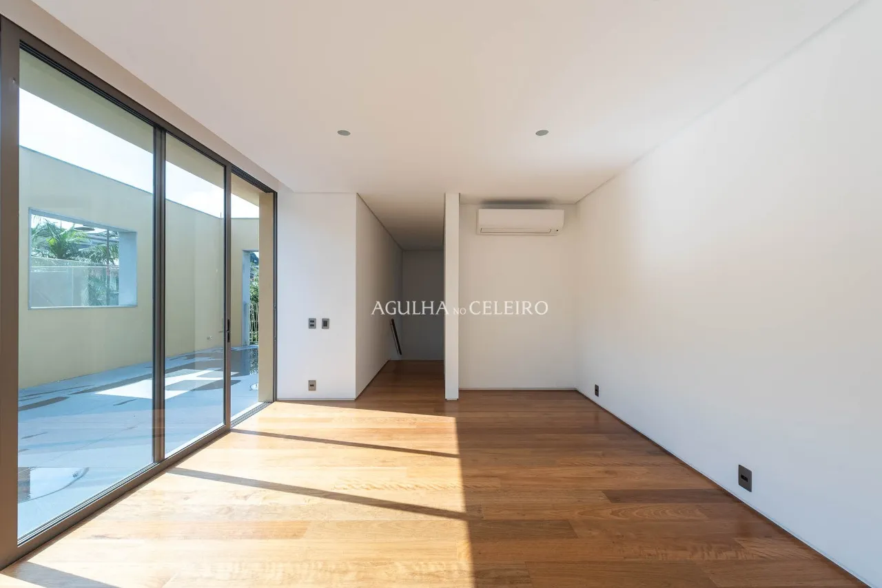 Arquitetura assinada e casa nunca habitada no miolo mais procurado do Jardim Paulistano! – 21492