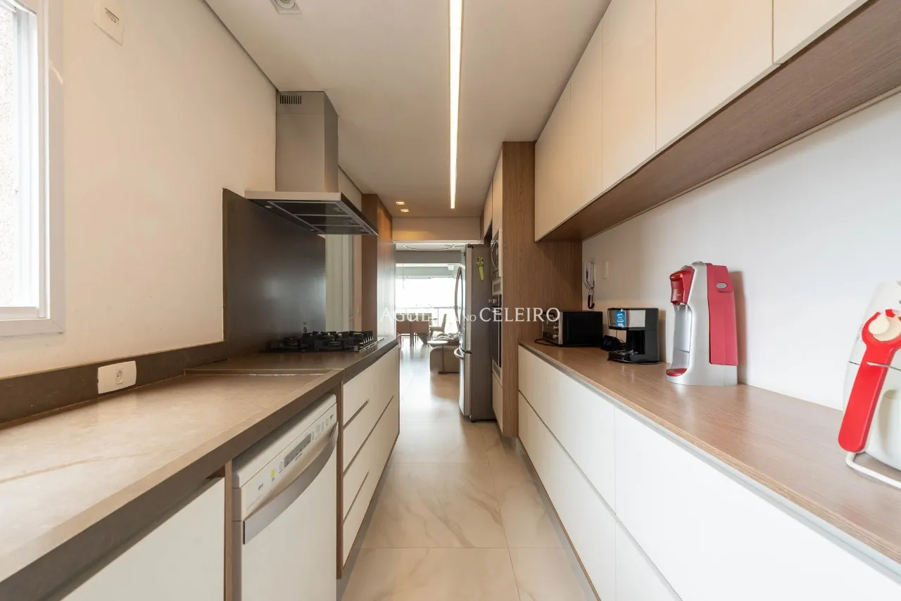 Apartamento amplo com 3 vagas no Alto de Pinheiros – 21518