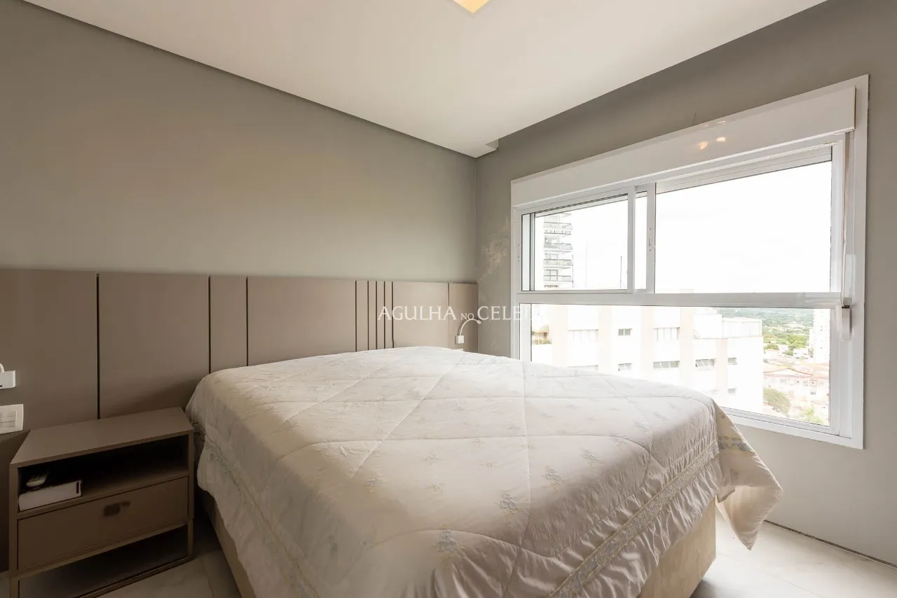 Apartamento amplo com 3 vagas no Alto de Pinheiros – 21518