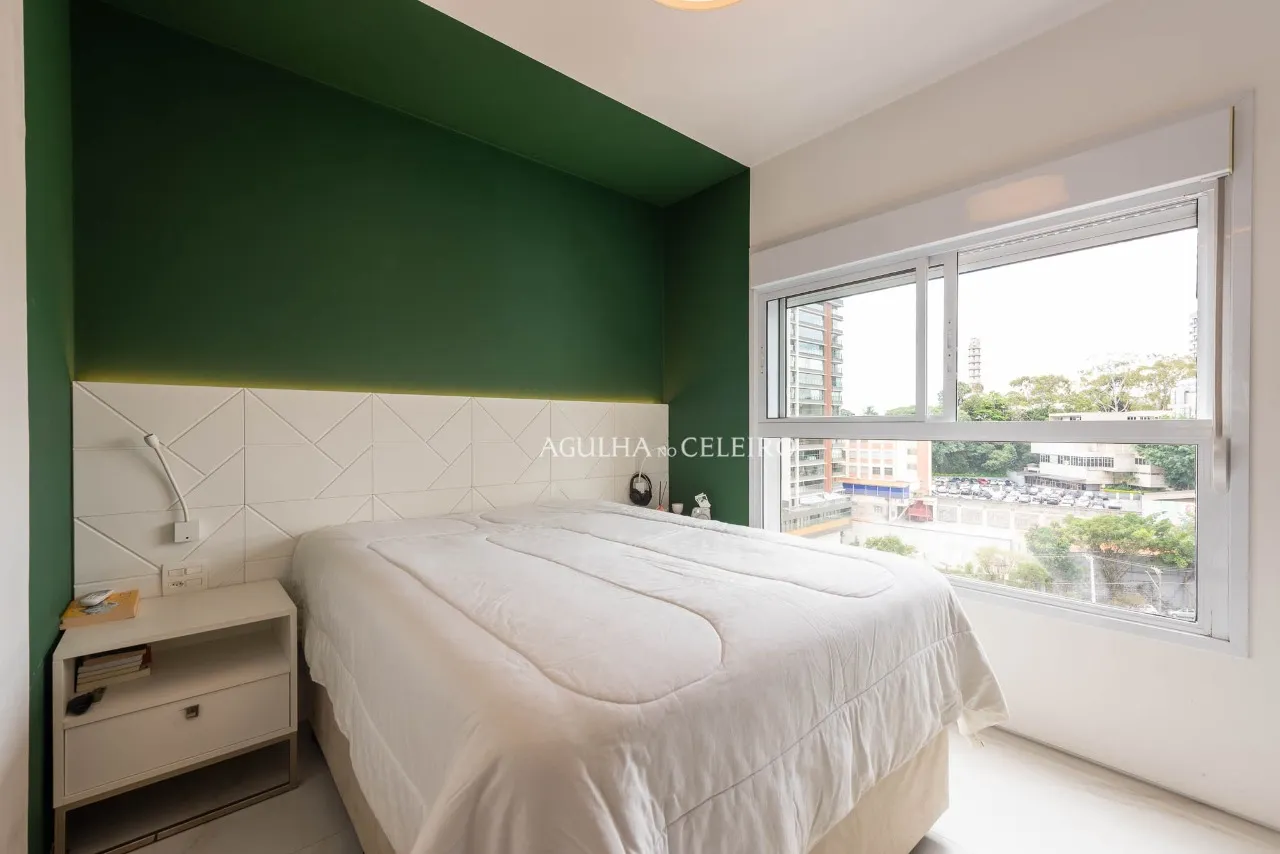 Apartamento amplo com 3 vagas no Alto de Pinheiros – 21518