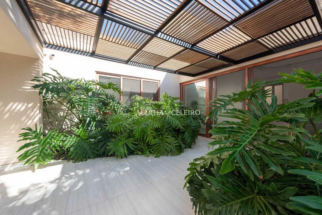 Casa no miolo Jardim Paulistano – 21538