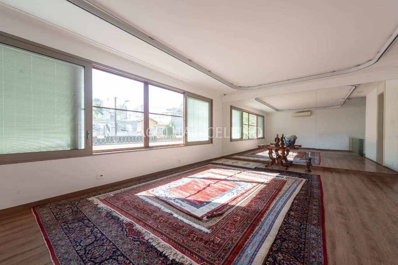 Casa no miolo Jardim Paulistano – 21538