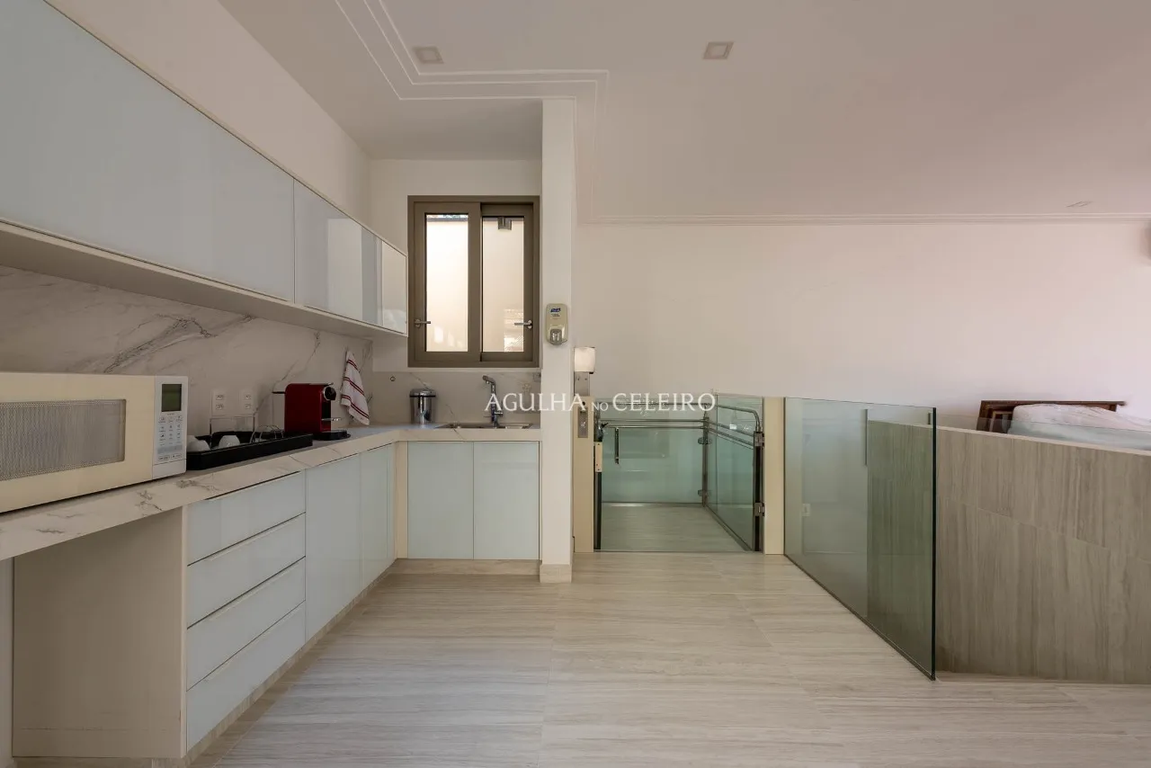 Casa no miolo Jardim Paulistano – 21538