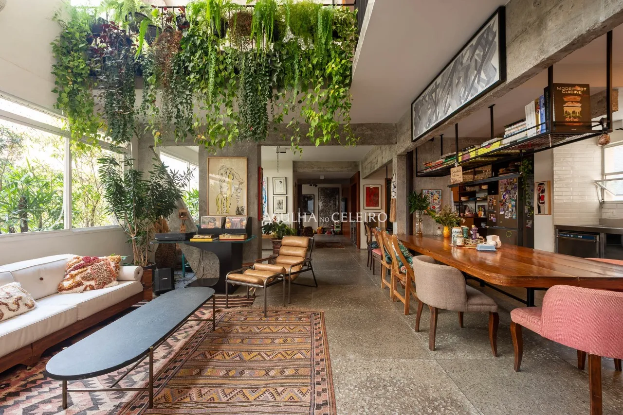 Apartamento Duplex na parte plana do Jardim América. – 21605