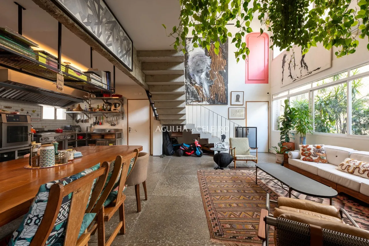 Apartamento Duplex na parte plana do Jardim América. – 21605