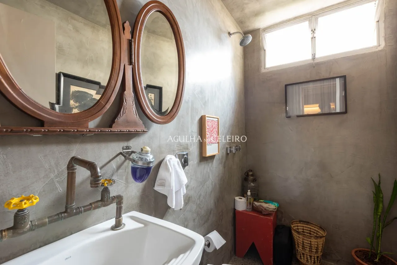 Apartamento Duplex na parte plana do Jardim América. – 21605