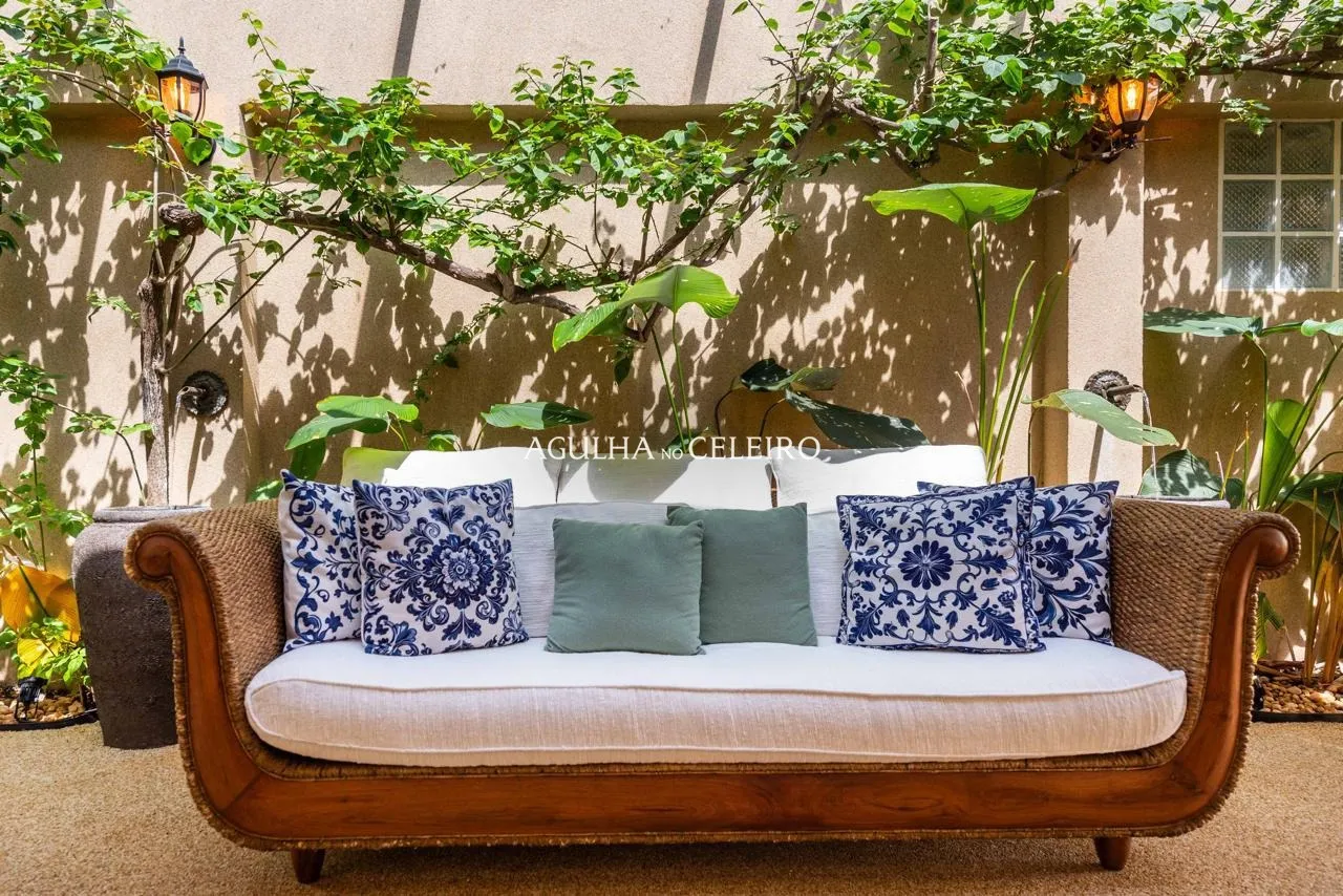 Residência exclusiva que redefine seu jeito de viver com sofisticação e conforto. – 21606