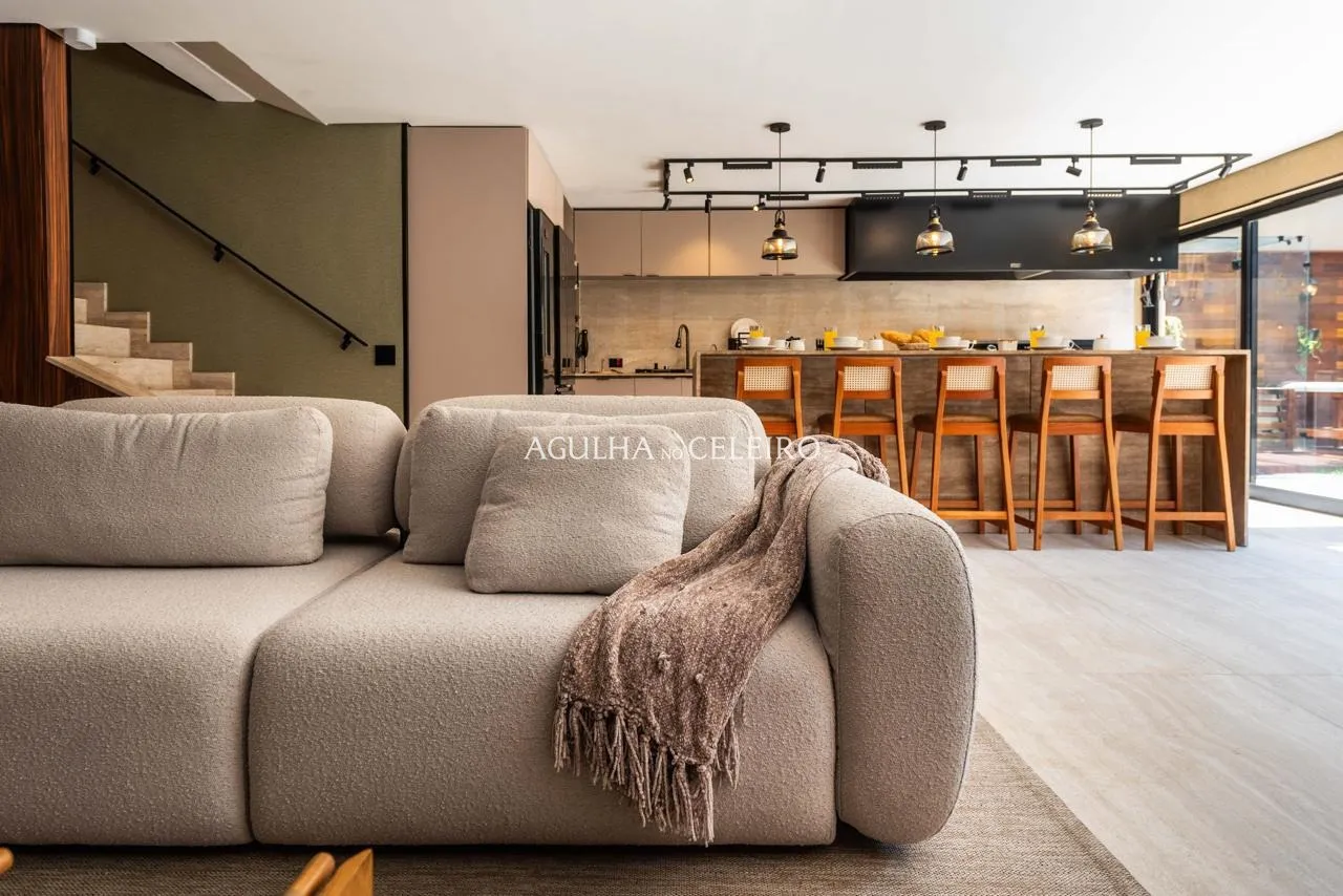 Residência exclusiva que redefine seu jeito de viver com sofisticação e conforto. – 21606