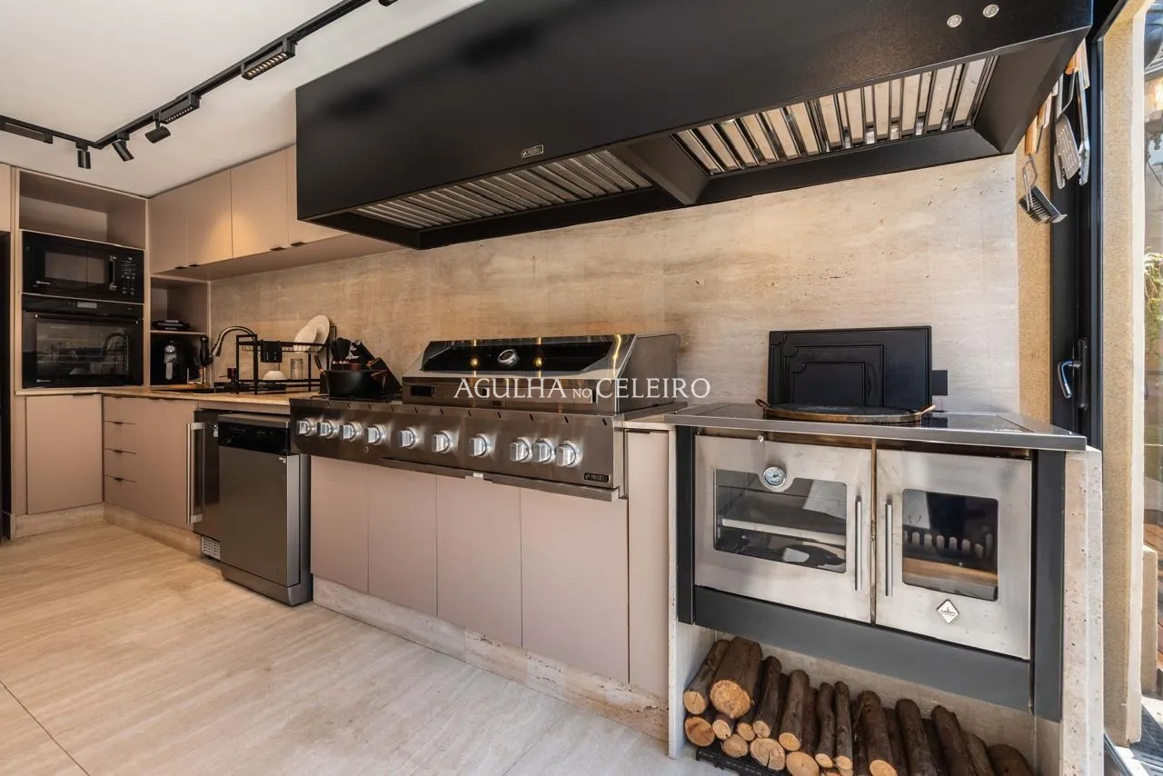 Residência exclusiva que redefine seu jeito de viver com sofisticação e conforto. – 21606