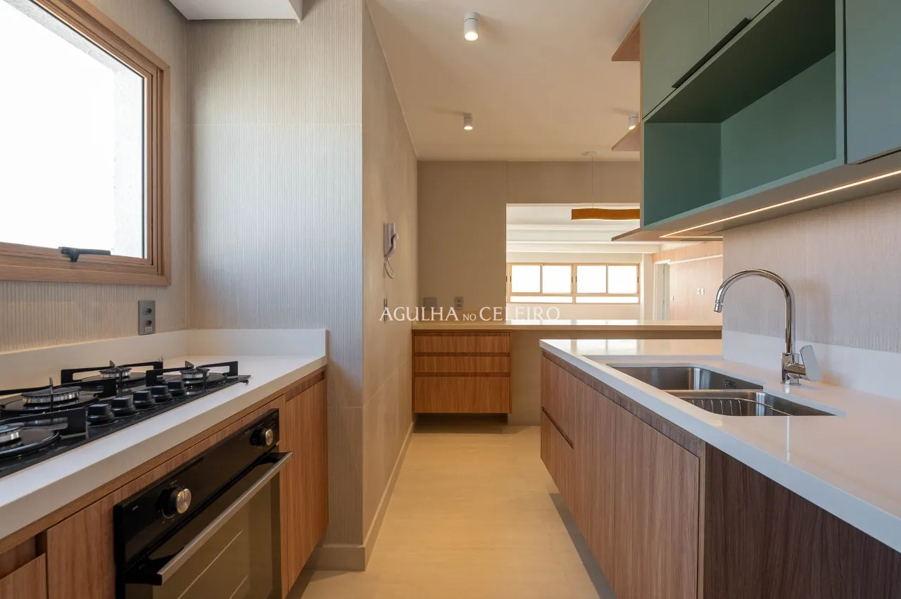 Cobertura recém reformada no Itaim. – 21609