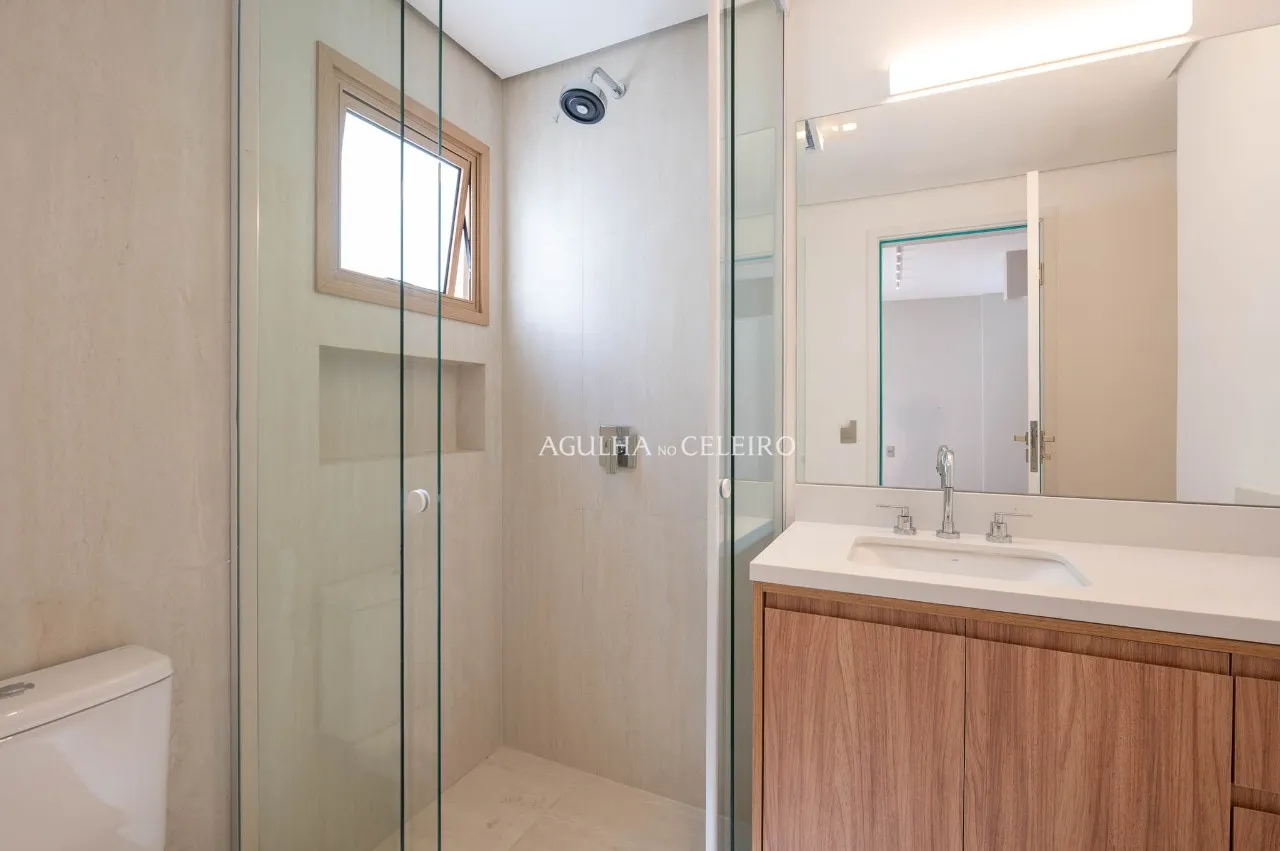 Cobertura recém reformada no Itaim. – 21609