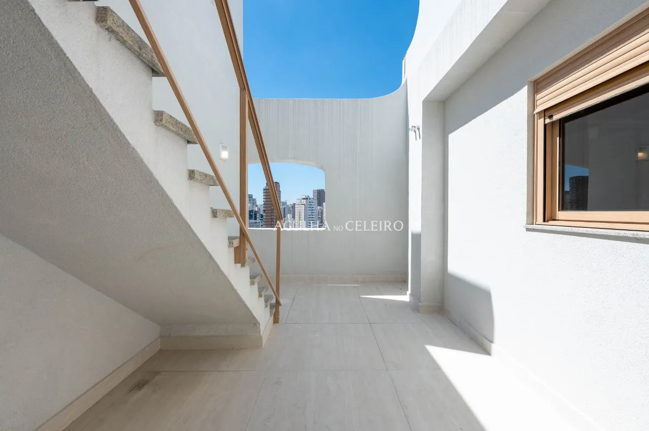 Cobertura recém reformada no Itaim. – 21609