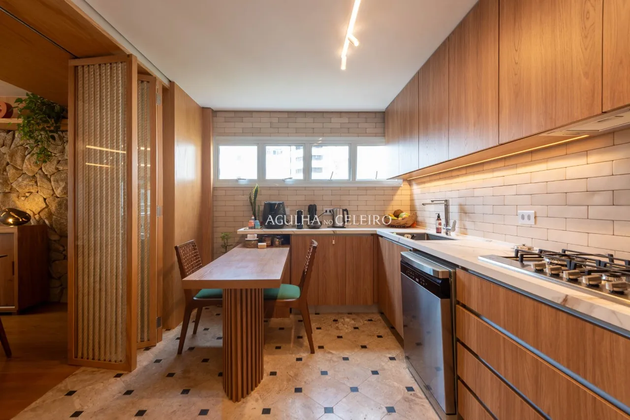 Apartamento com arquitetura autoral e marcenaria personalizada à venda no Jardim Paulista – Porteira Fechada – 21617