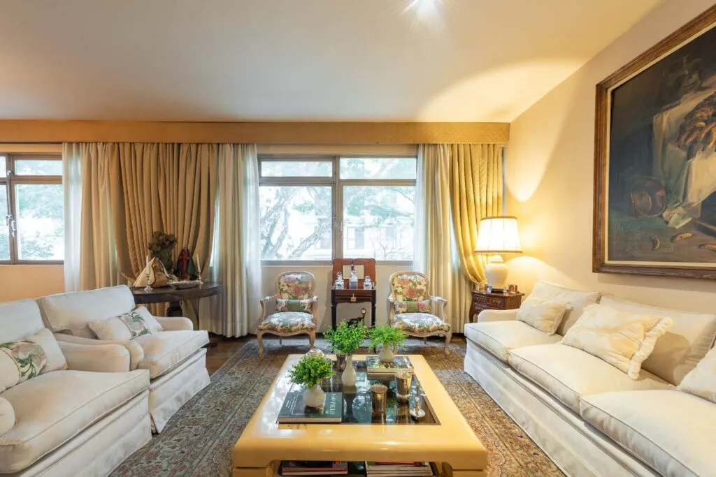 Apartamento à venda para deixar do seu jeito em rua tranquila no Jardim Paulista – 21630