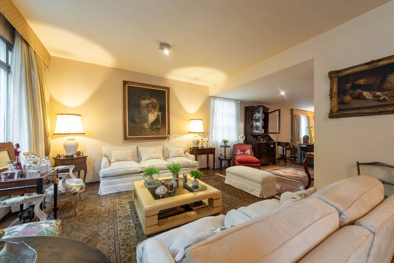 Apartamento à venda para deixar do seu jeito em rua tranquila no Jardim Paulista – 21630