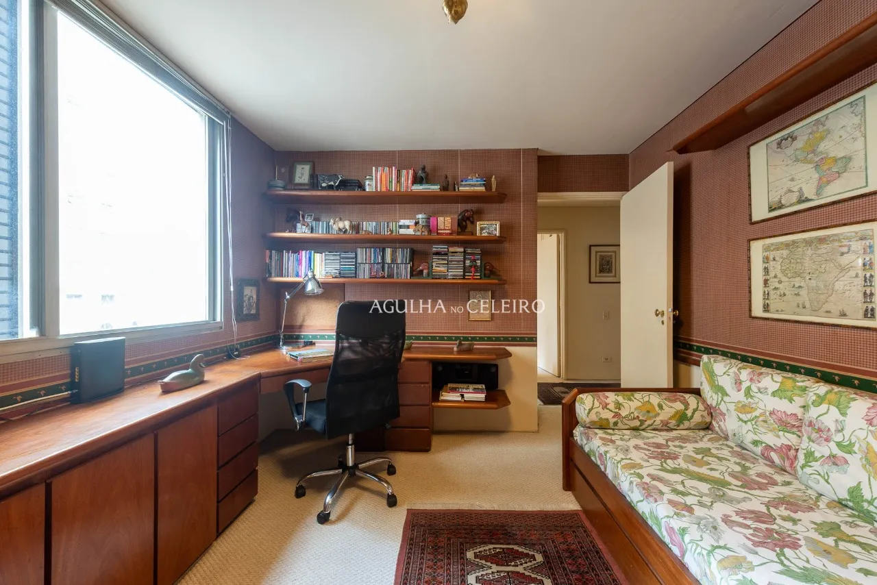 Apartamento à venda para deixar do seu jeito em rua tranquila no Jardim Paulista – 21630