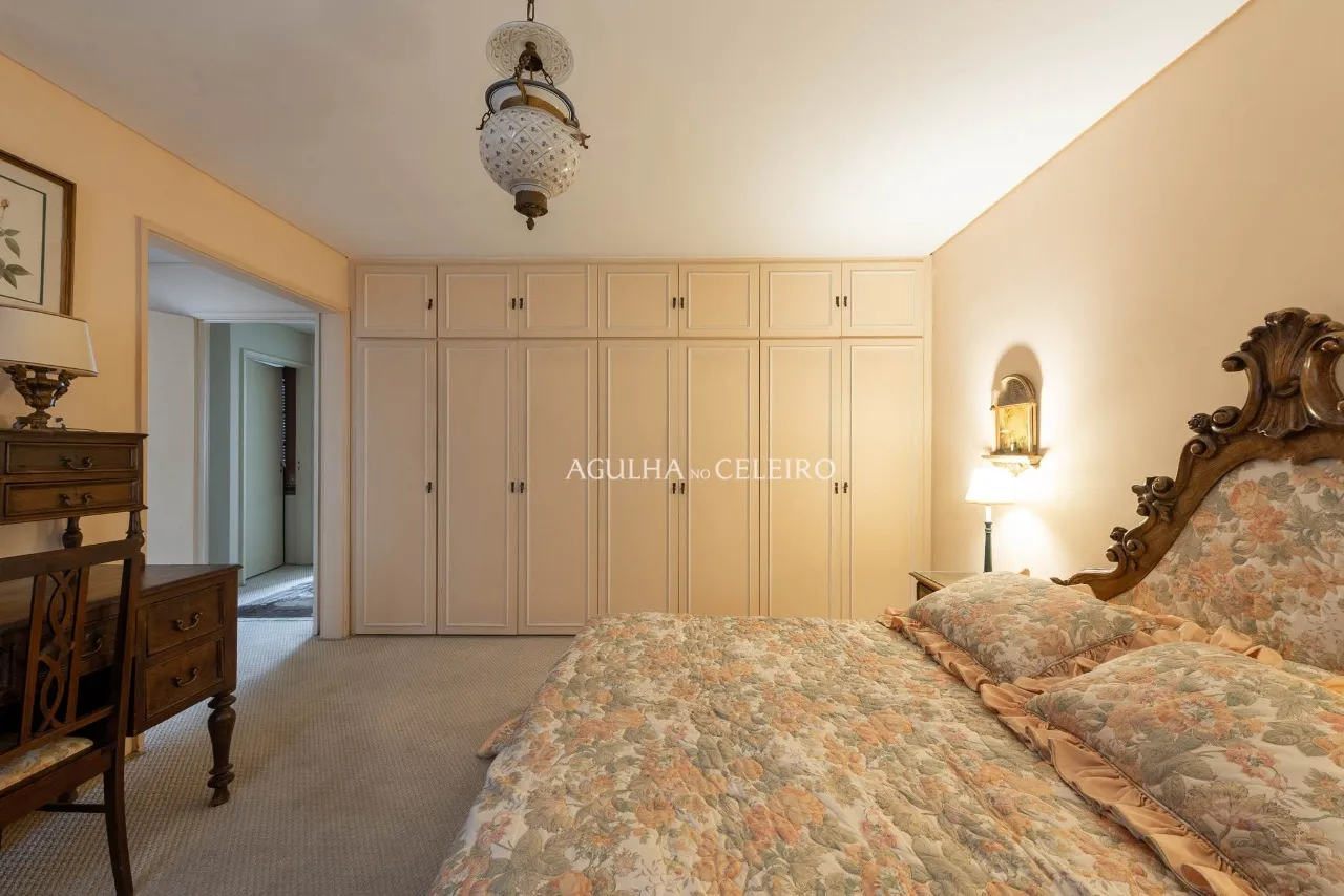 Apartamento à venda para deixar do seu jeito em rua tranquila no Jardim Paulista – 21630