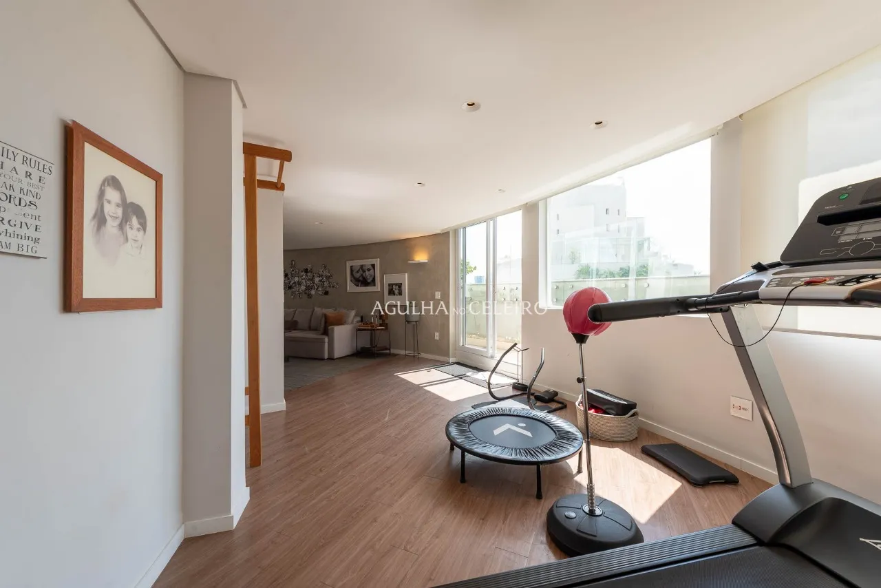 Uma cobertura onde arquitetura, luz e vista se encontram no Jardim Paulistano. – 21654