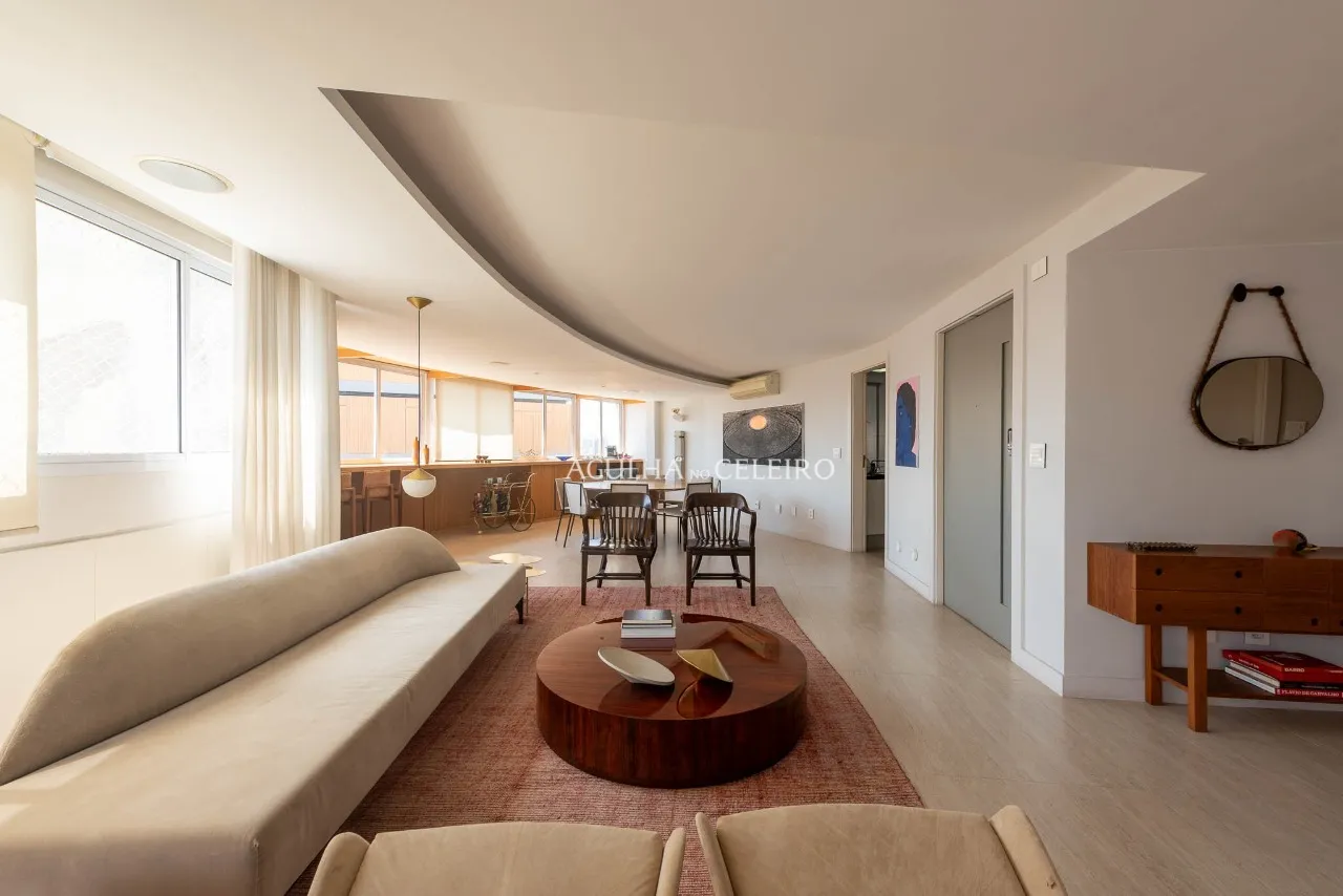 Uma cobertura onde arquitetura, luz e vista se encontram no Jardim Paulistano. – 21654