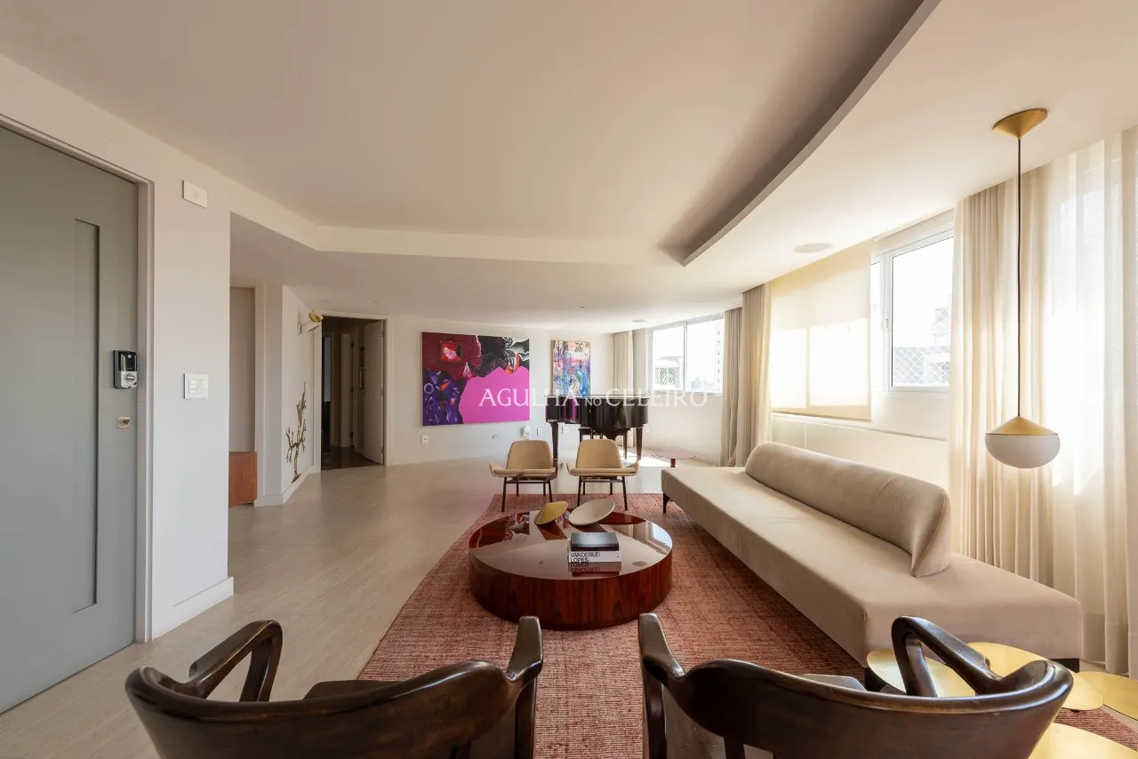 Uma cobertura onde arquitetura, luz e vista se encontram no Jardim Paulistano. – 21654