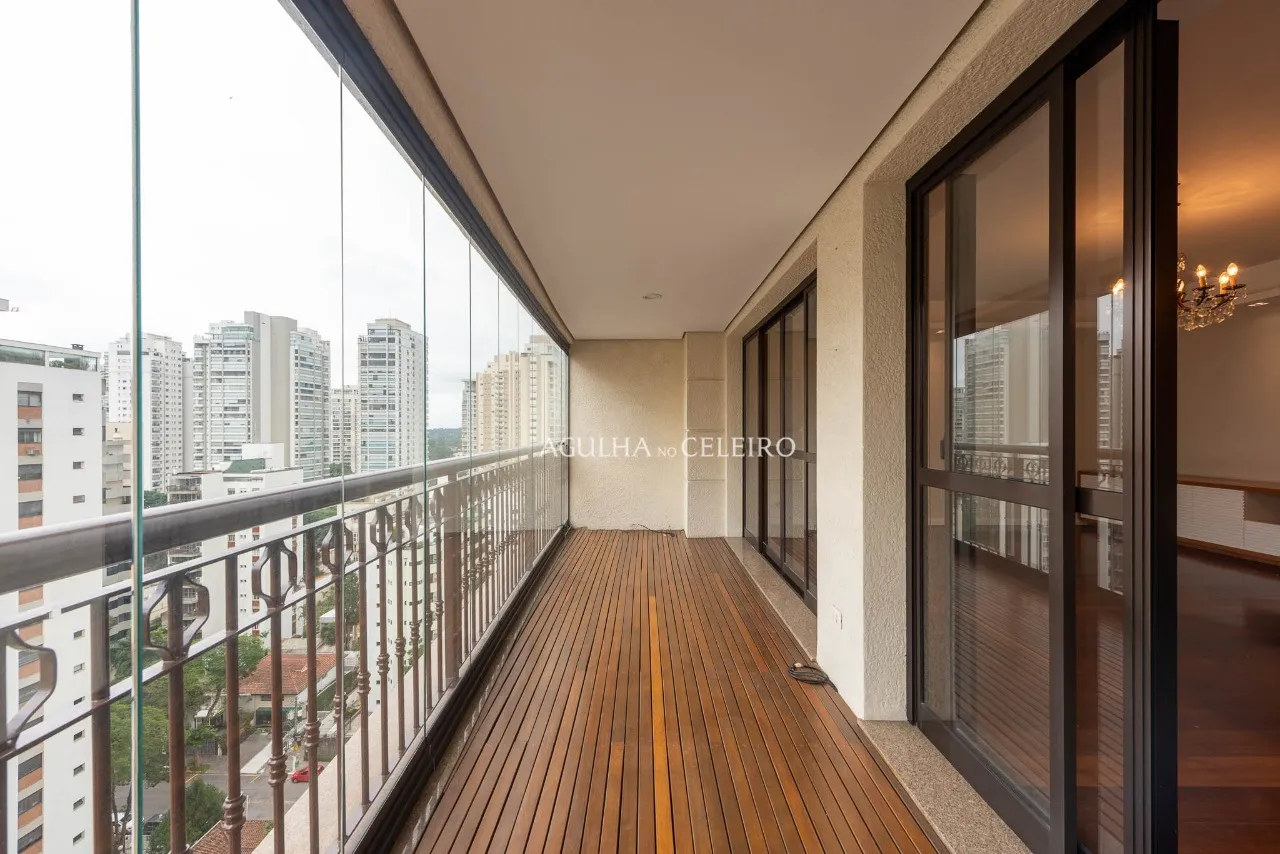 Um apartamento sofisticado e pronto para morar, em uma das melhores localizações do Campo Belo. – 21664