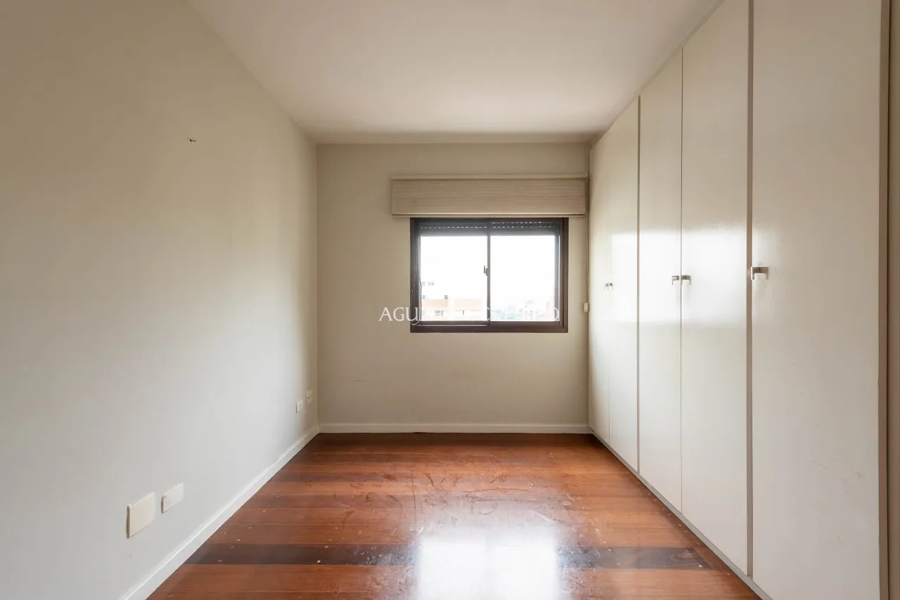 Um apartamento sofisticado e pronto para morar, em uma das melhores localizações do Campo Belo. – 21664